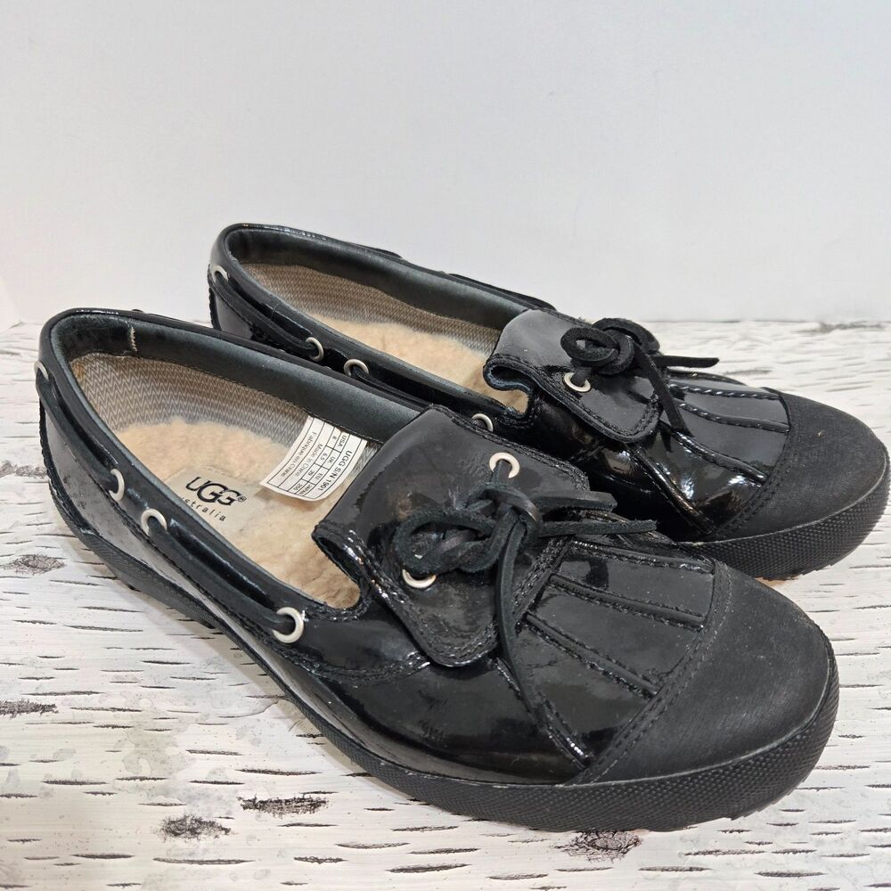 UGG Australia Ashdale Black Waterproof‎ Duck Shoes Womens Sz 8 Sherpa wool Lined